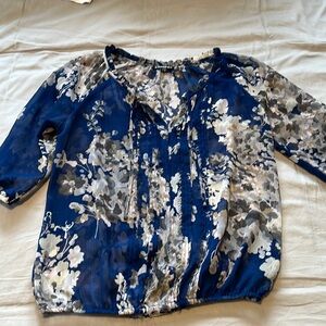Express blue floral blouse
